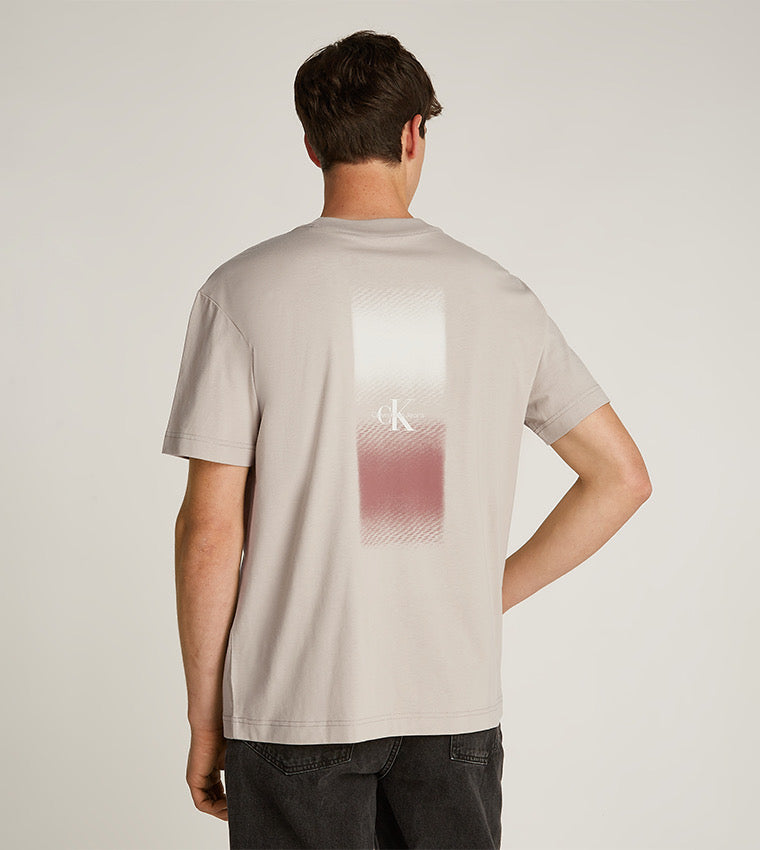 Calvin Klein T-shirt